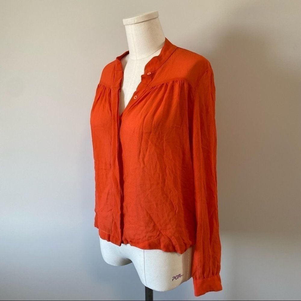 Aritzia Wilfred Silk Button Up Blouse Long Sleeve - Picture 4 of 12